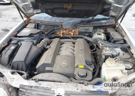 1998 Mercedes-Benz E 430 из США, поврежденный, VIN WDBJF70F2WA694711